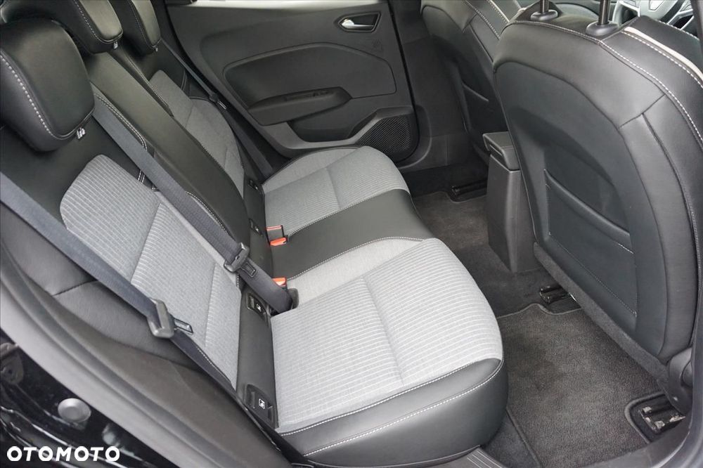 Renault Clio 1.0 TCe Techno - 16