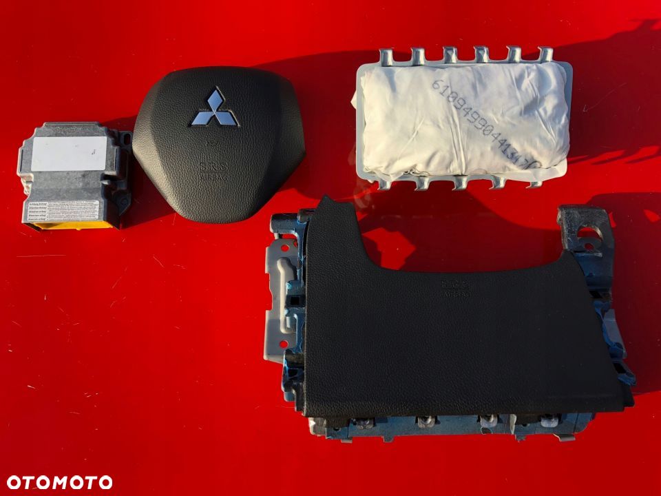 MITSUBISHI ECLIPSE CROSS AIRBAG PODUSZKA KOLAN PAS - 2