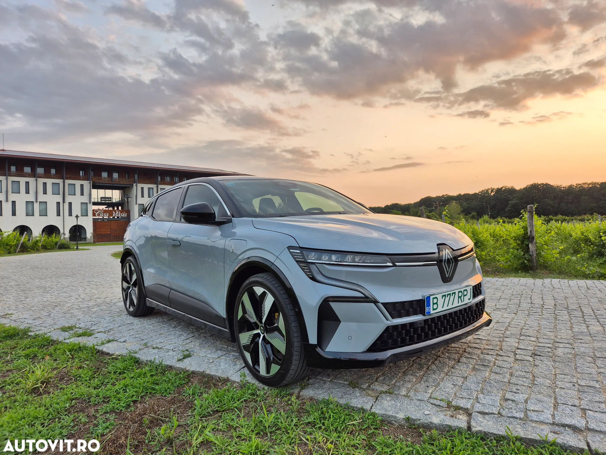 Renault Megane E-TECH EV60 optimum charge techno - 1