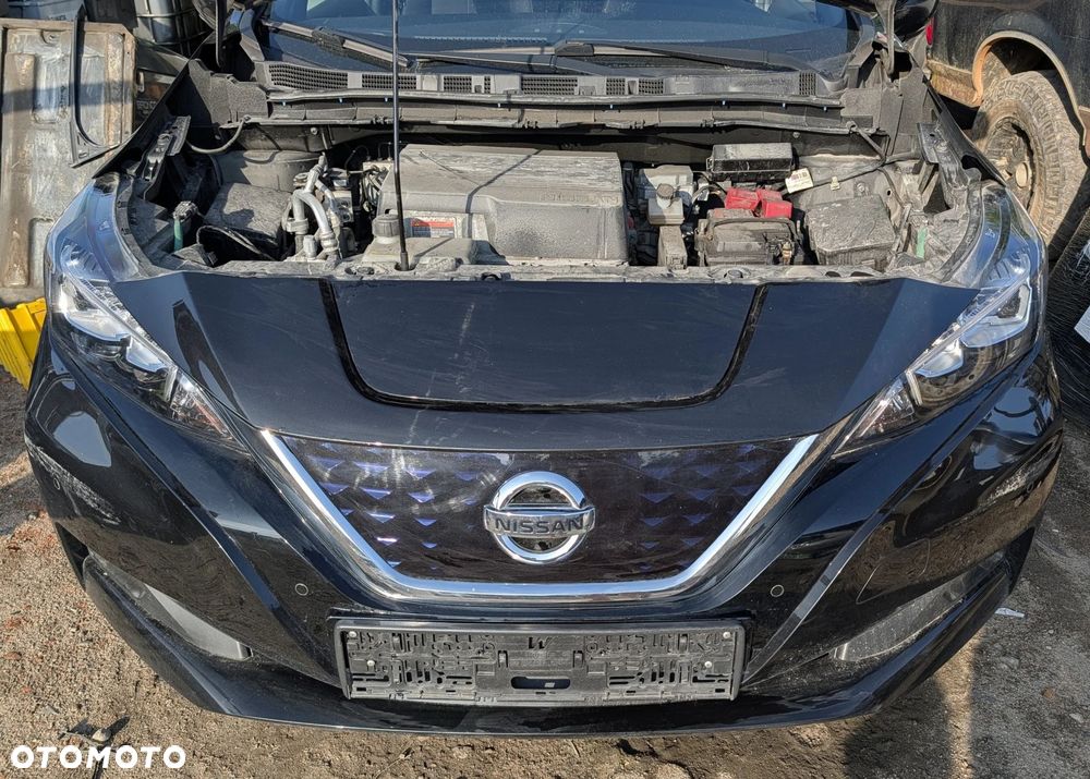 ZDERZAK PRZEDNI KOMPLETNY NISSAN LEAF II ZE1 - 2
