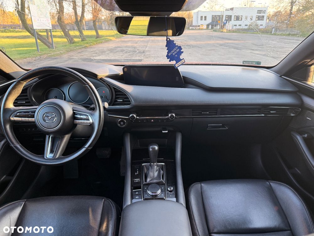 Mazda 3 2.0 mHEV Hikari - 16