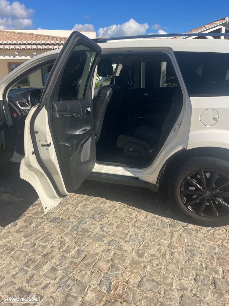 Fiat Freemont 2.0 M-Jet 4WD AT - 10