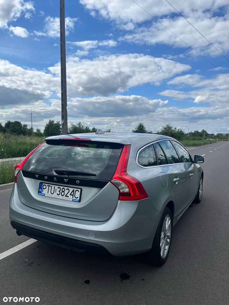 Volvo V60 D2 - 3