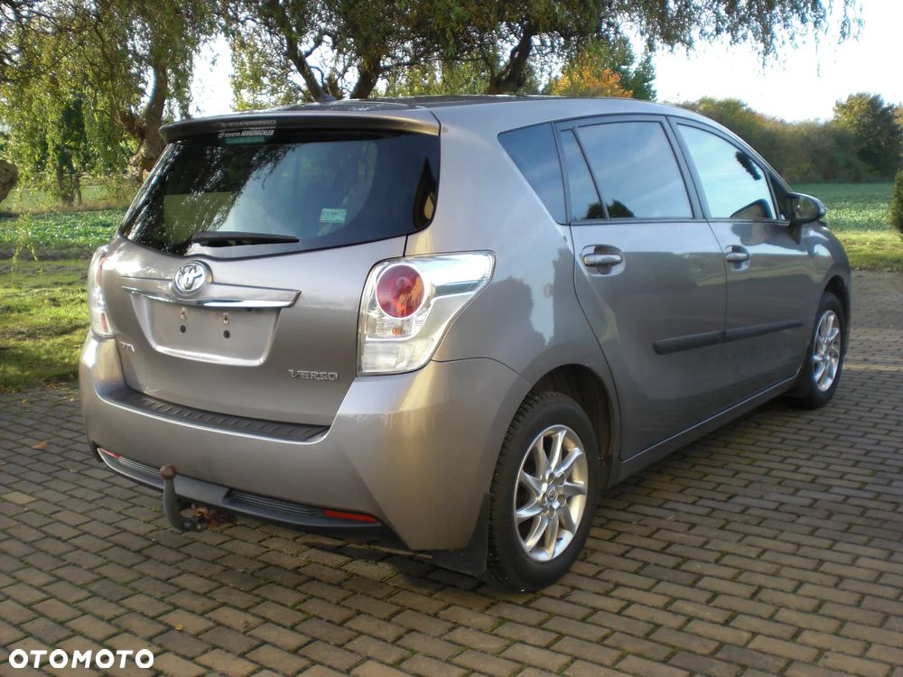 Toyota Verso - 27