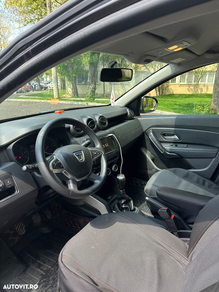 Dacia Duster 1.5 Blue dCi 4WD Prestige jante 17" - 12