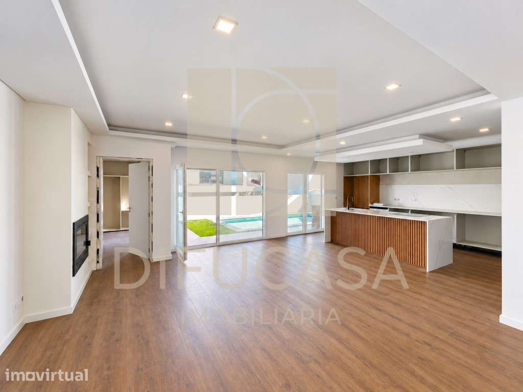 R289 Moradia Isolada Térrea T4 com Piscina - Grande imagem: 4/37