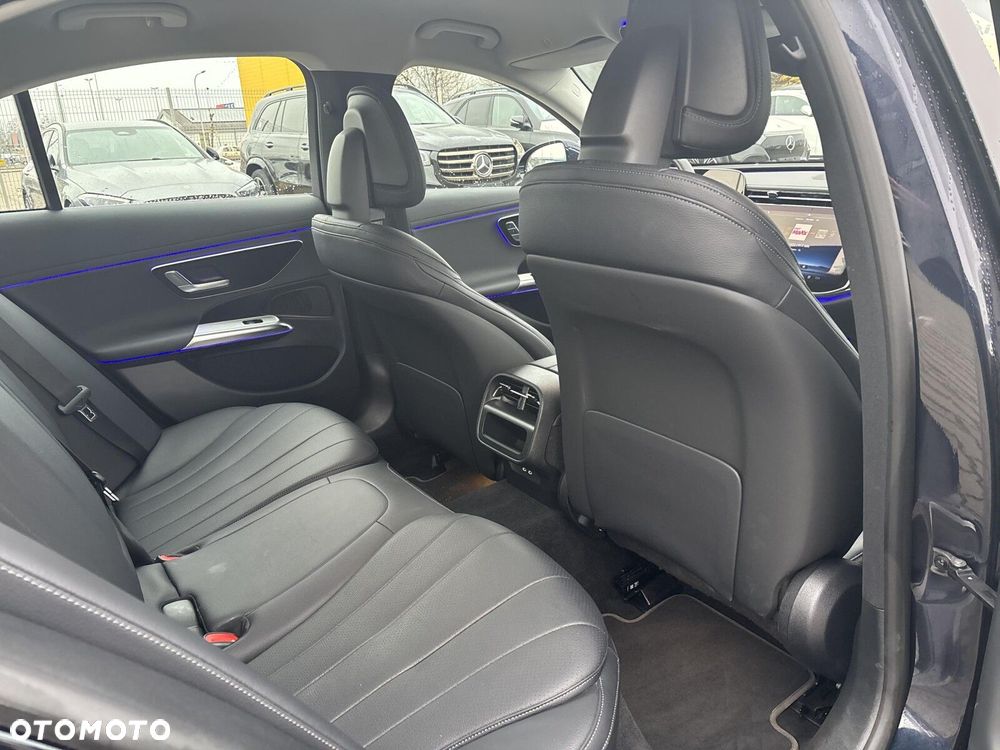 Mercedes-Benz Klasa E - 20