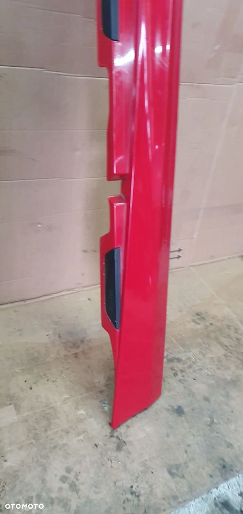 Listwa progowa prawa BMW I E87 A61 A61/3 - 3