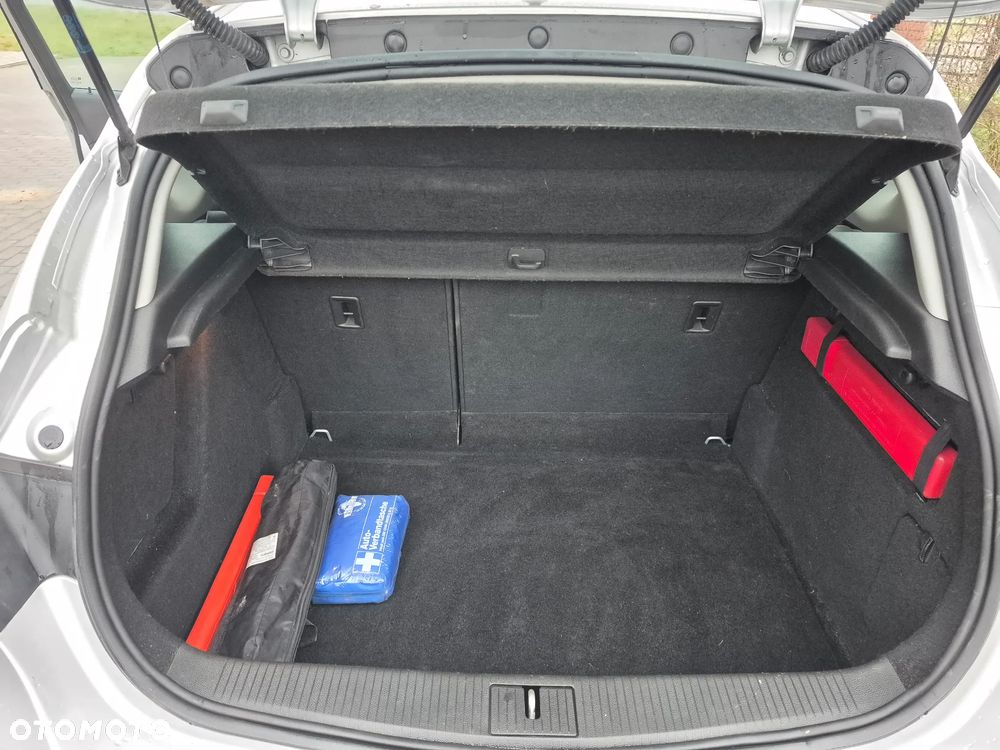 Opel Astra 1.6 Active - 21