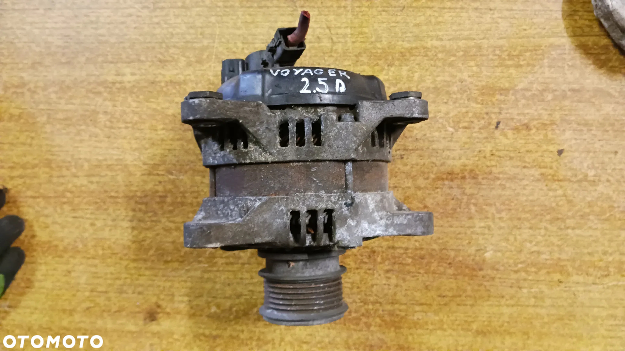 Alternator Chrysler Voyager 4 IV Dodge Caravan 2.5 2.8 CRD - 2