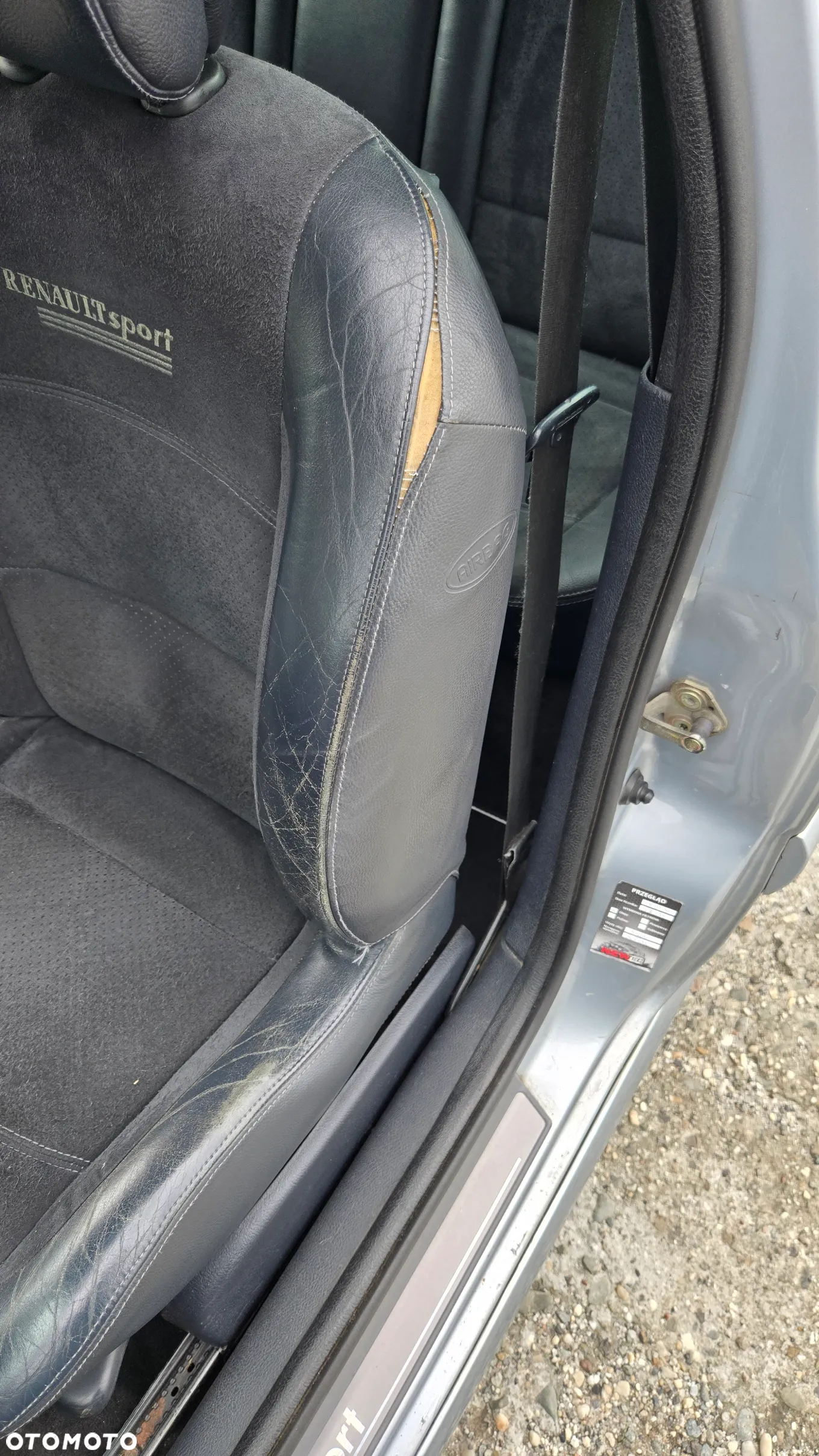 Renault Clio 2.0 16V Sport - 12