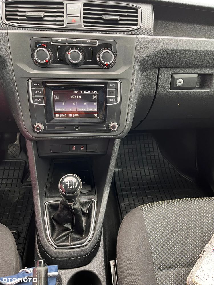 Volkswagen Caddy - 12