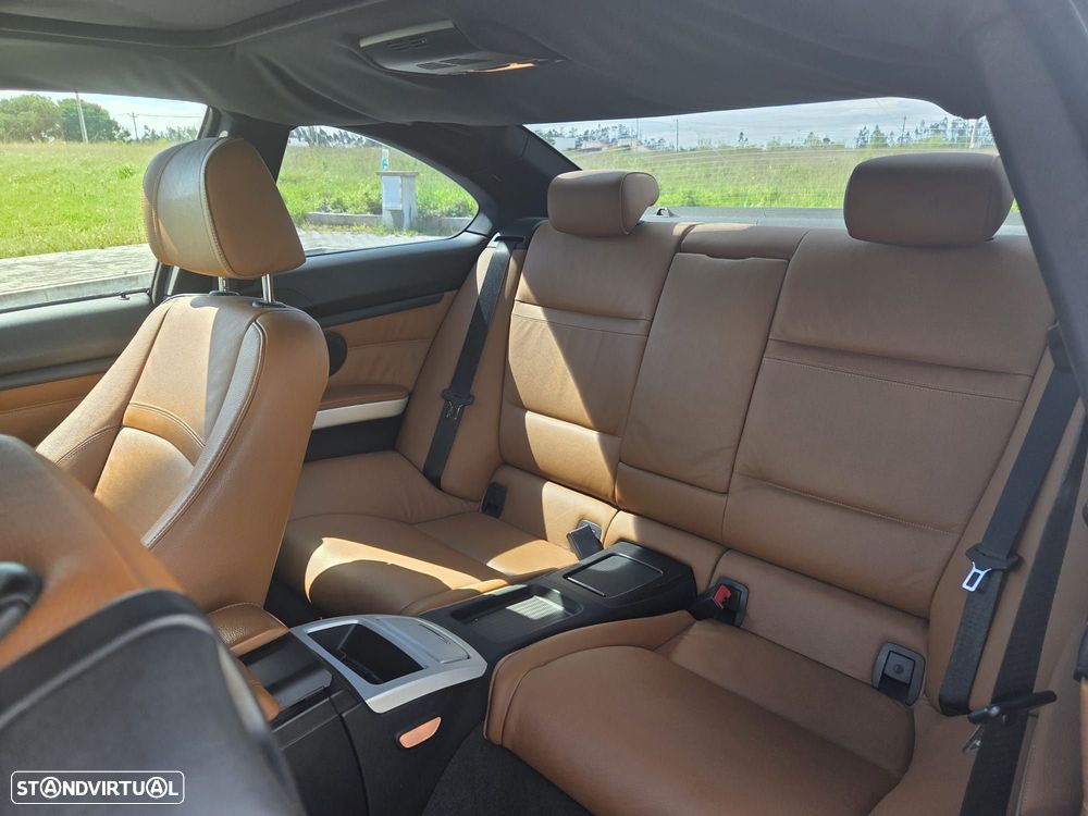 BMW 320 d Coupe - 9