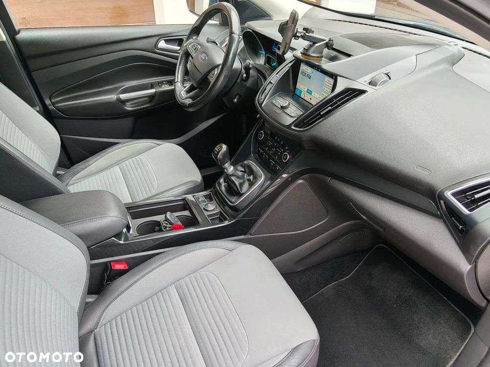 Ford Kuga 2.0 TDCi AWD Titanium - 24