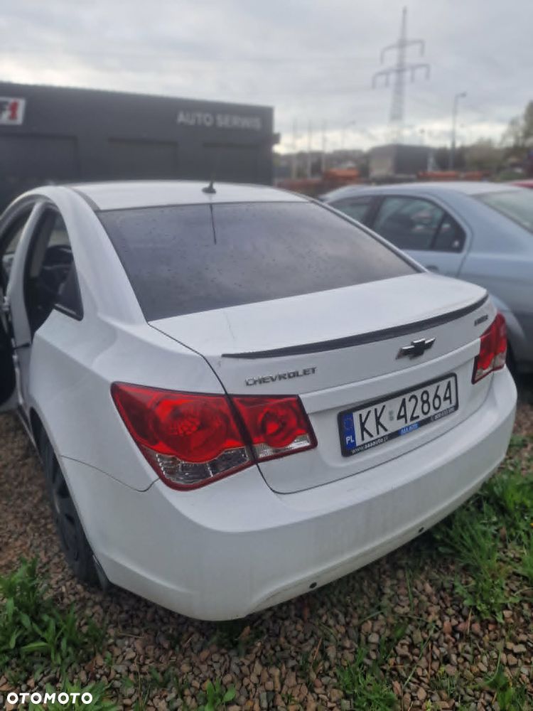 Chevrolet Cruze - 4