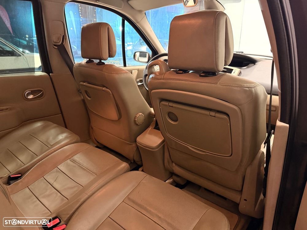 Renault Grand Scénic 1.5 dCi Pack Clim 7L. - 8