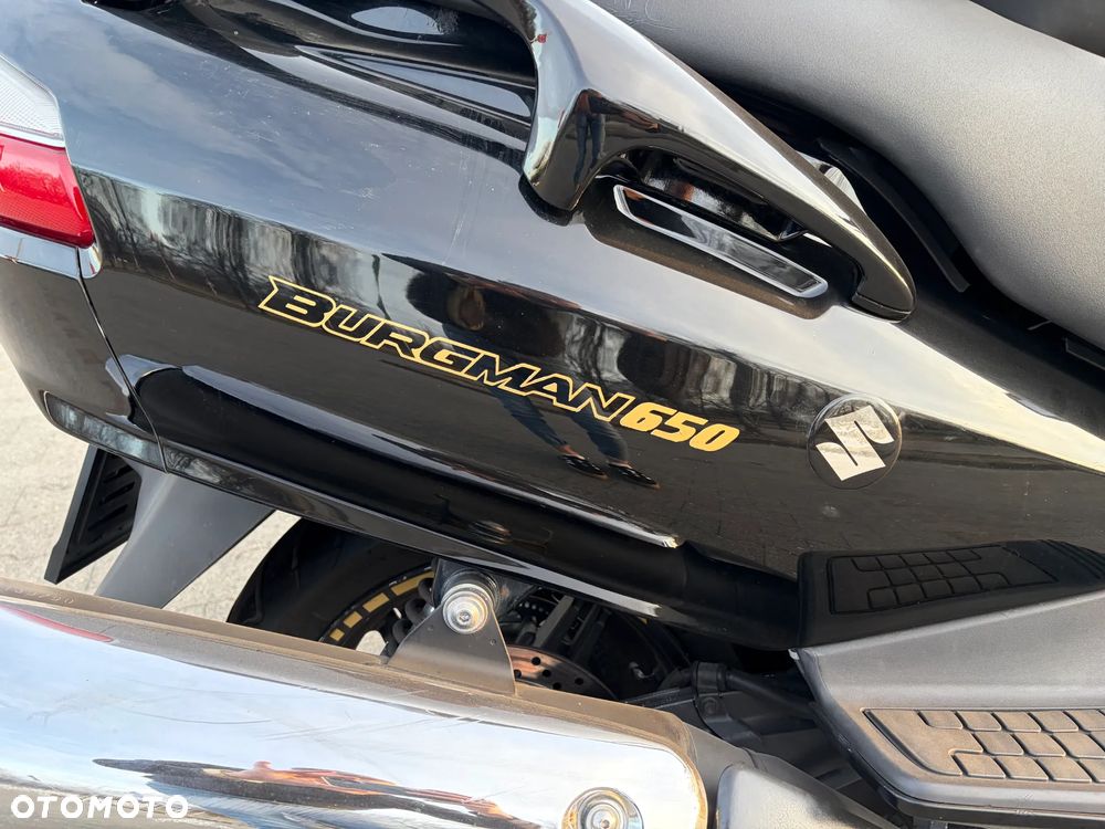Suzuki Burgman - 9