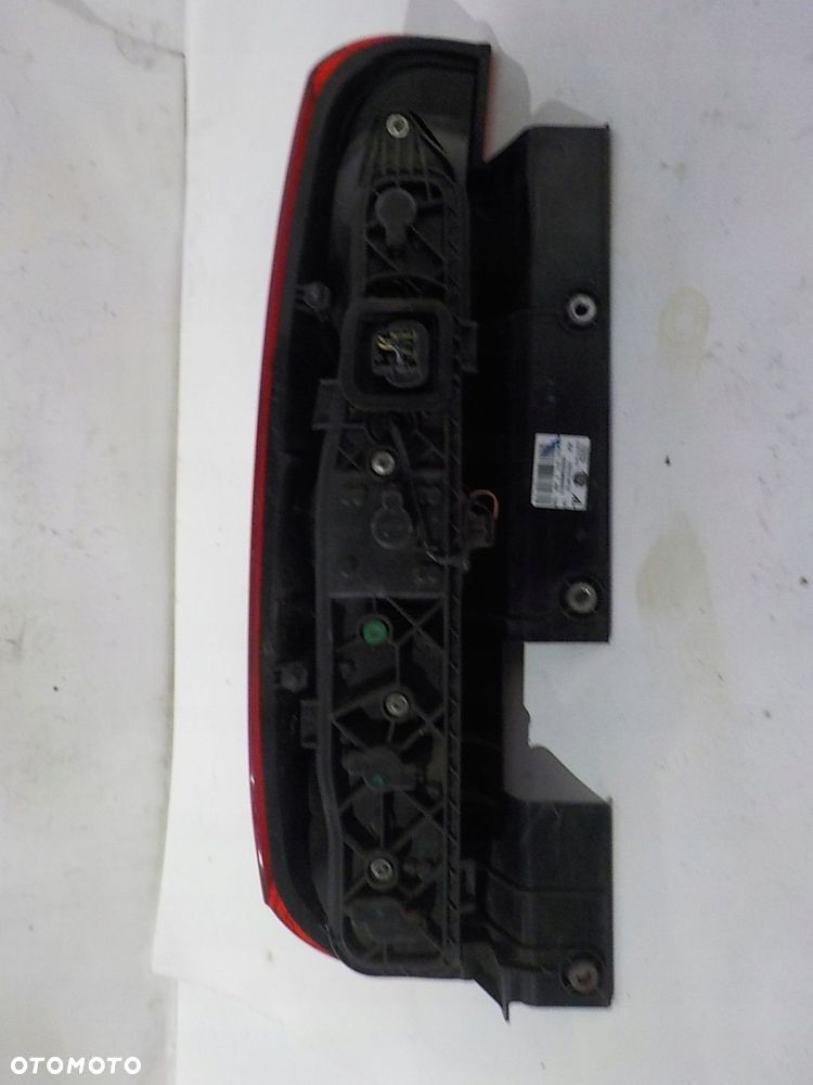 FIAT DOBLO II LAMPA PRAWA TYŁ TYLNA 00518106730 - 4