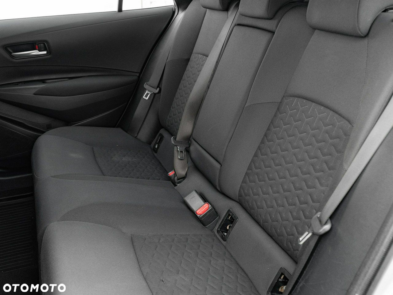 Toyota Corolla - 28