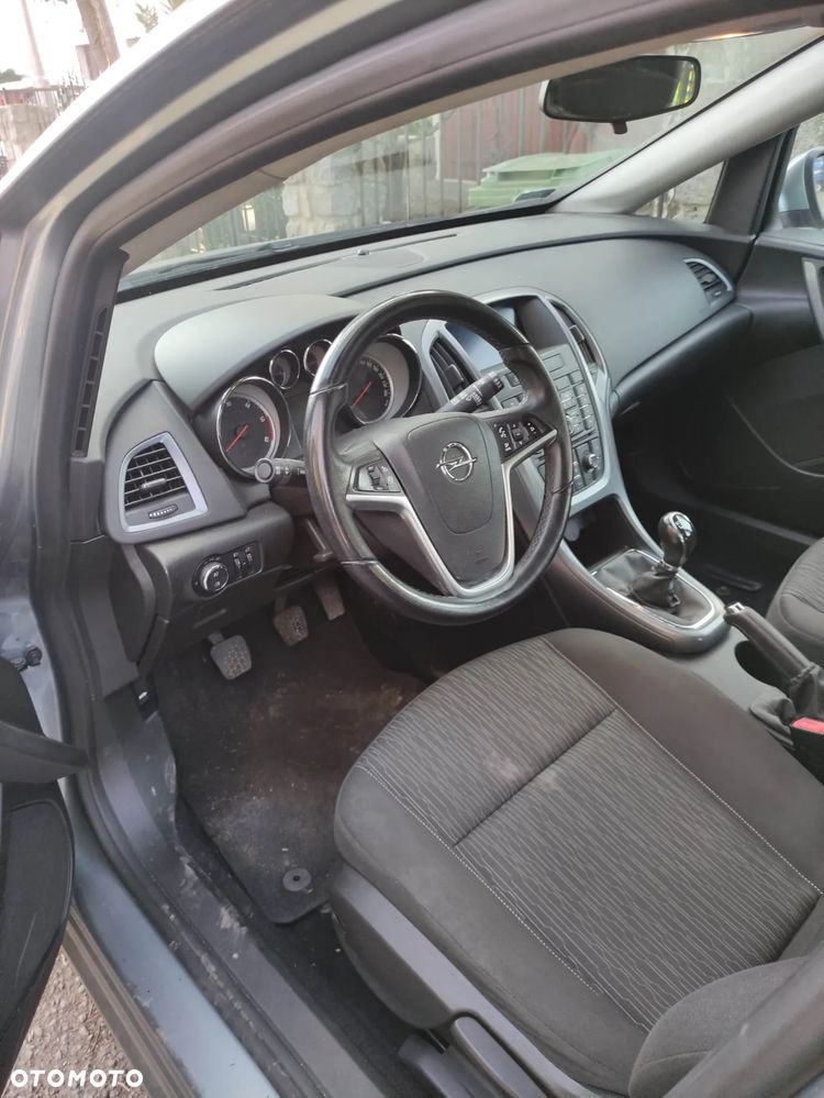 Opel Astra - 8
