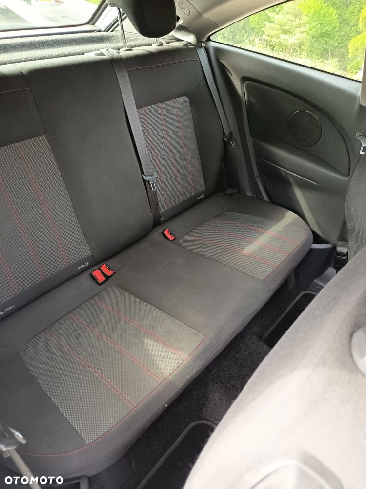 Opel Corsa - 10