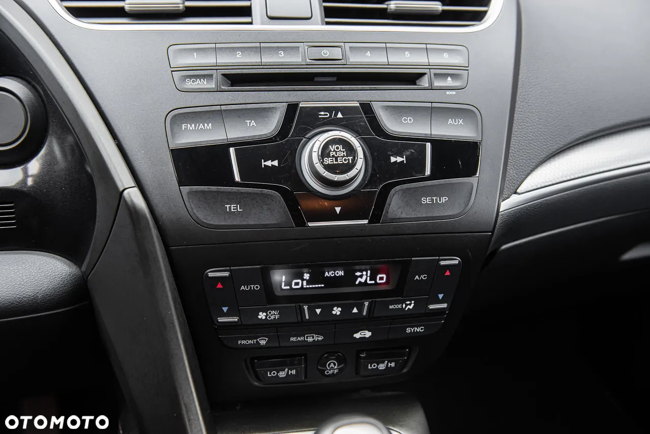 Honda Civic Tourer 1.8 i-VTEC Lifestyle - 22