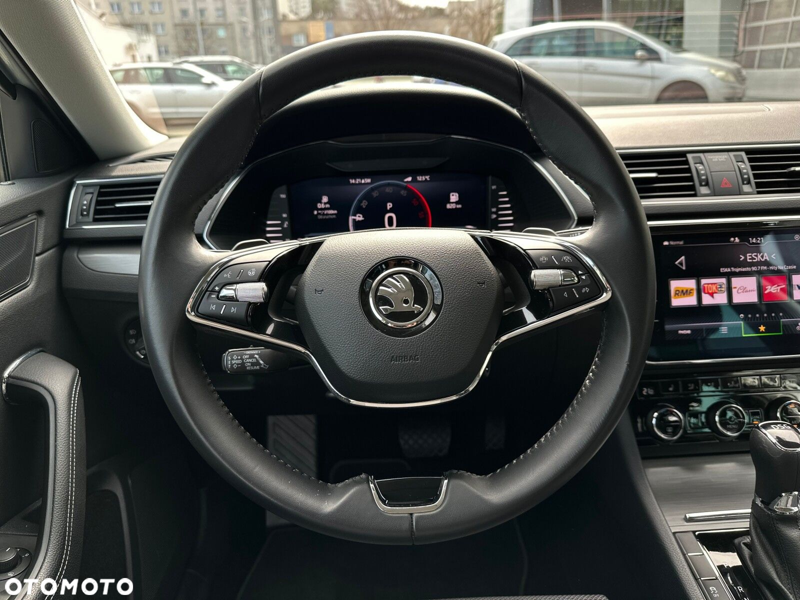 Skoda Superb 2.0 TDI SCR Style DSG - 20