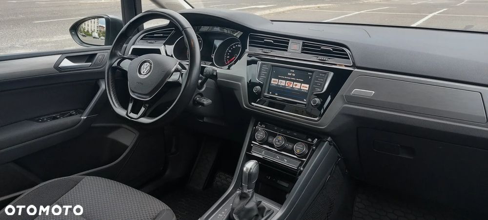 Volkswagen Touran 1.4 TSI BMT Comfortline DSG - 16