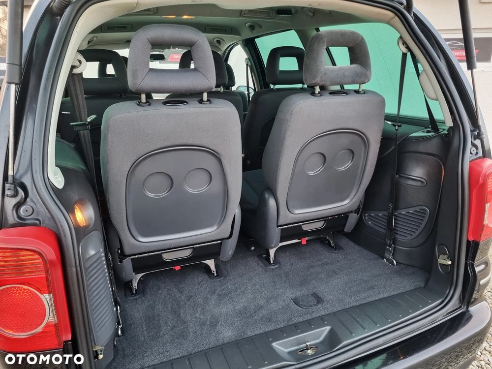 Volkswagen Sharan 1.9 TDI Comfortline Family - 15