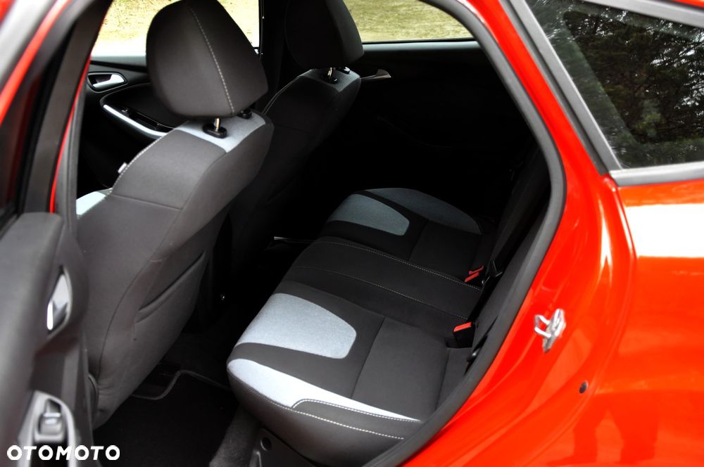 Ford Focus 2.0 EcoBoost ST mit Leder-Sport-Paket - 24