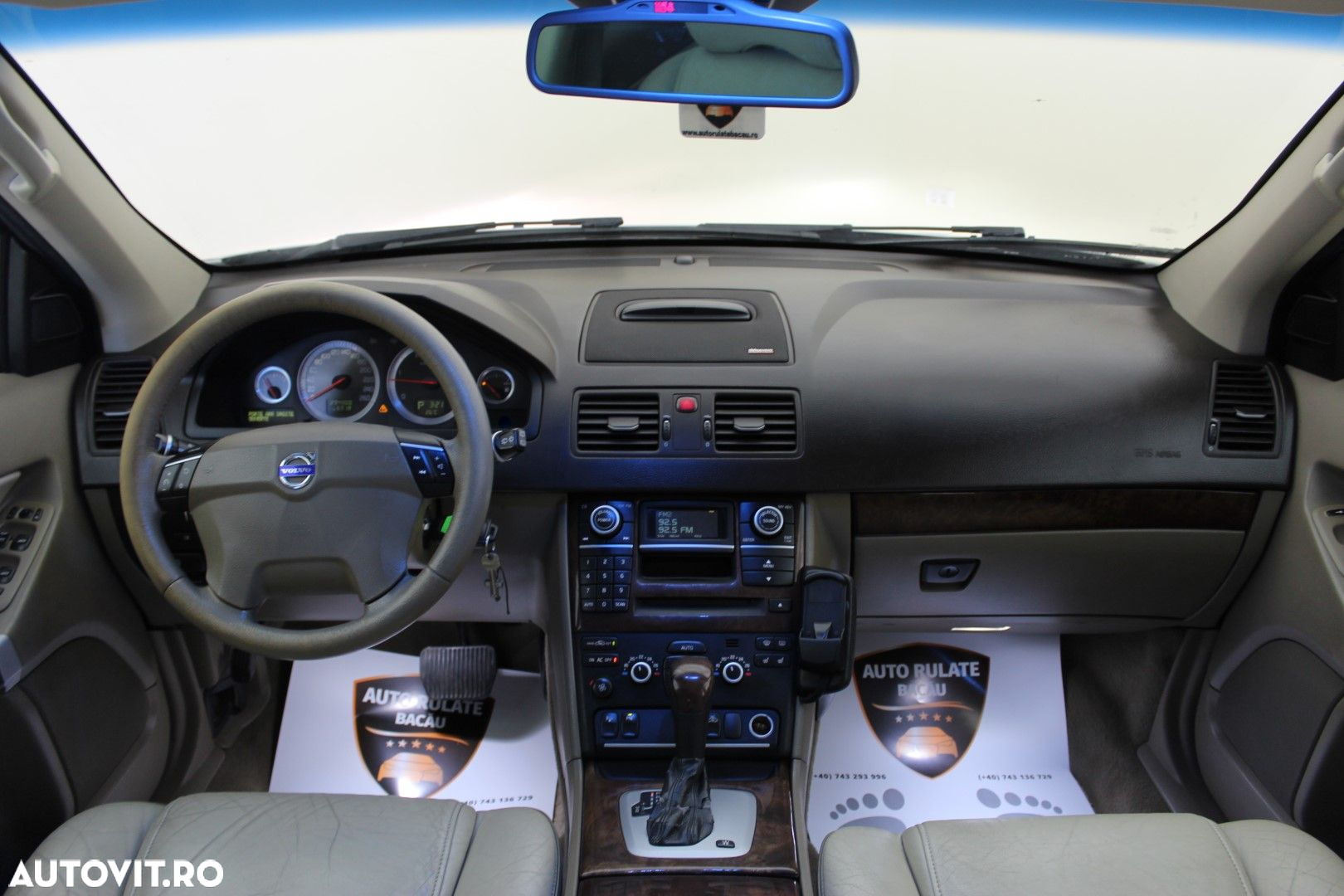 Volvo XC 90 - 8