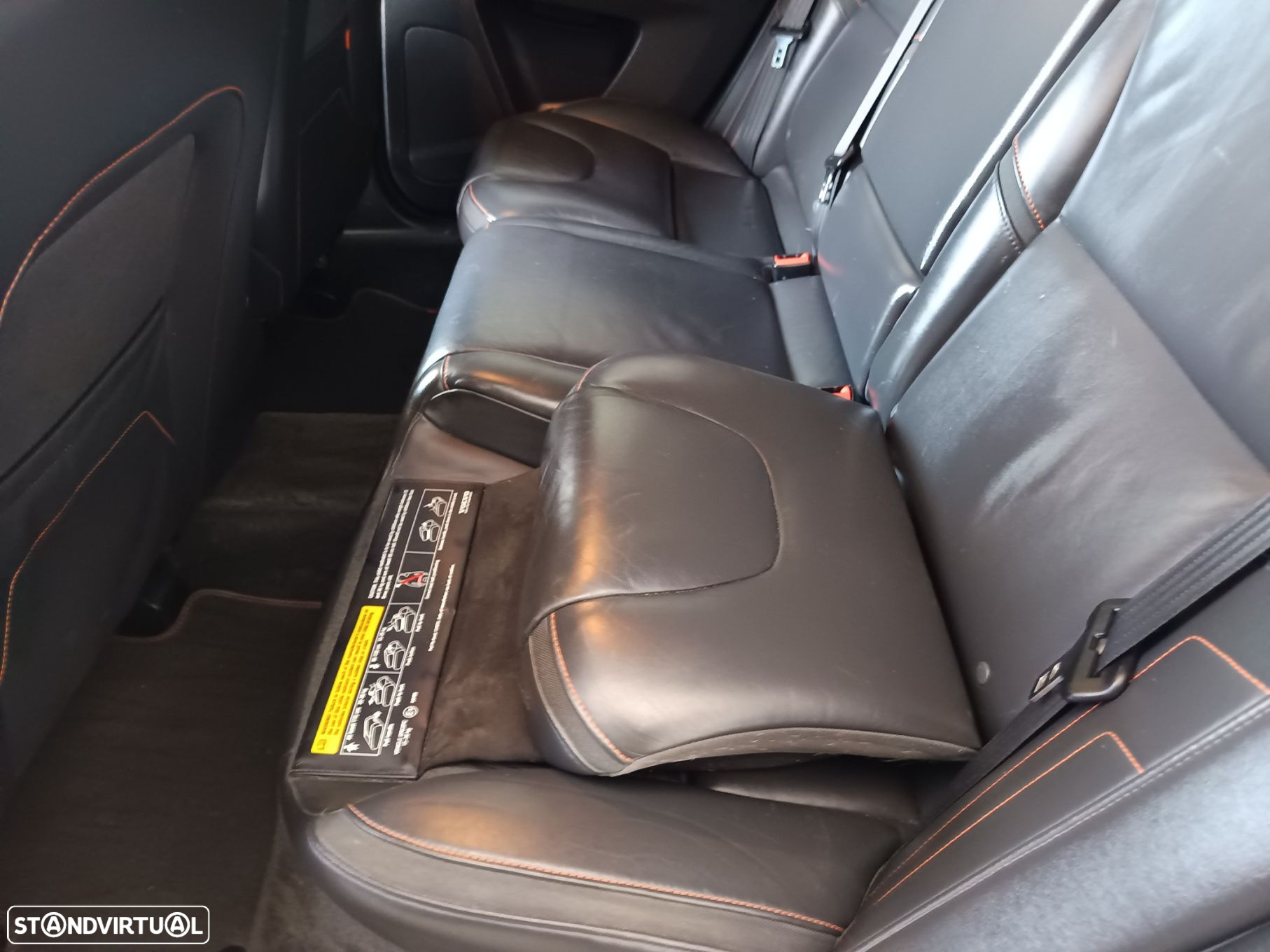 Volvo XC 60 2.0 D4 VOR Geartronic - 34