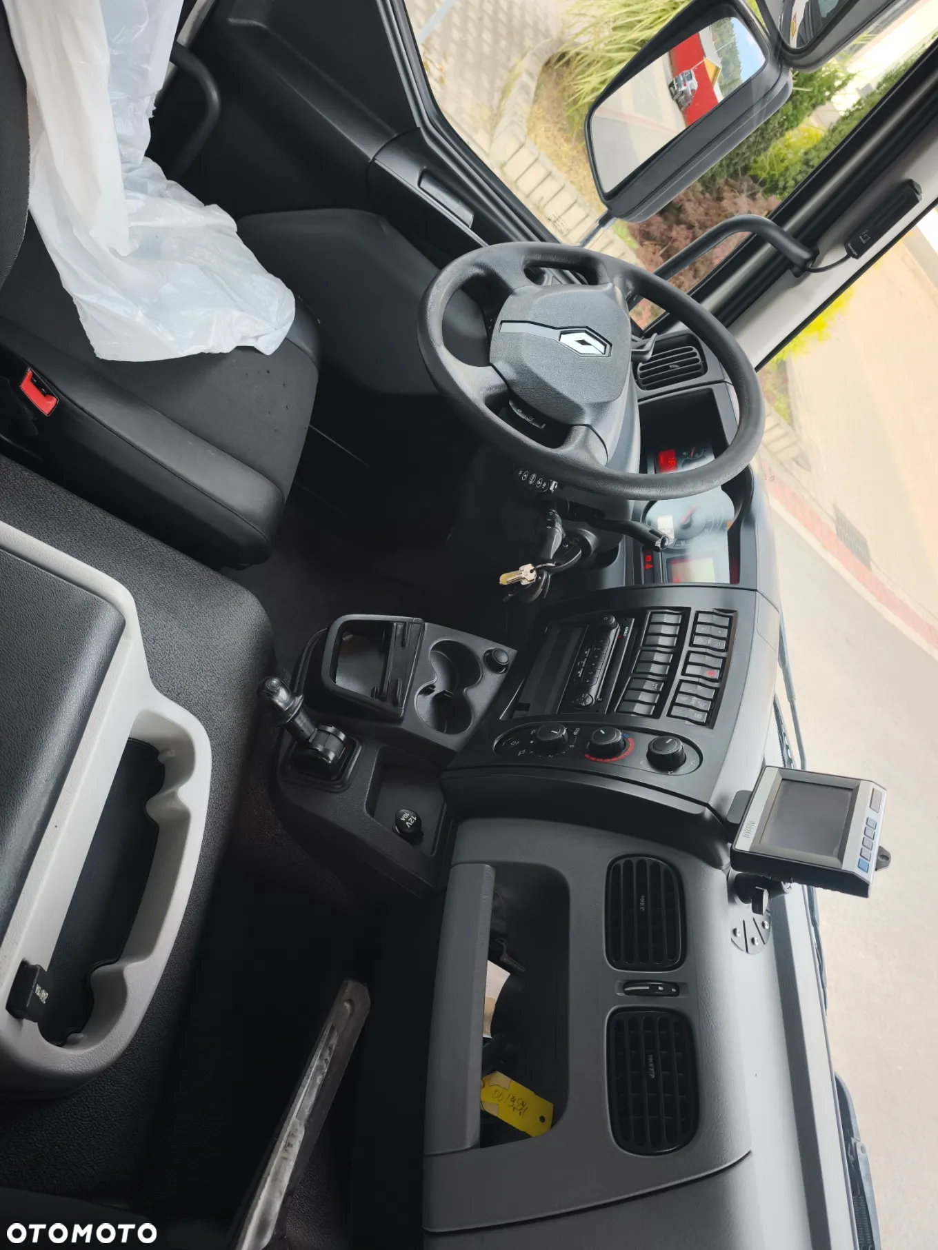 Renault Gama D 210  rama do zabudowy poduszka klima - 8