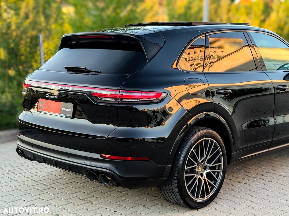 Porsche Cayenne Standard - 19