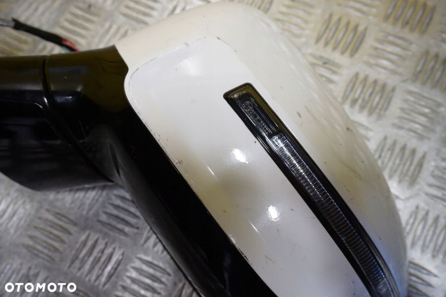 KIA TELLURIDE 2020 - 2022 Lusterko Zewnętrzne Lewe 9 Pin Kamera USA - 11