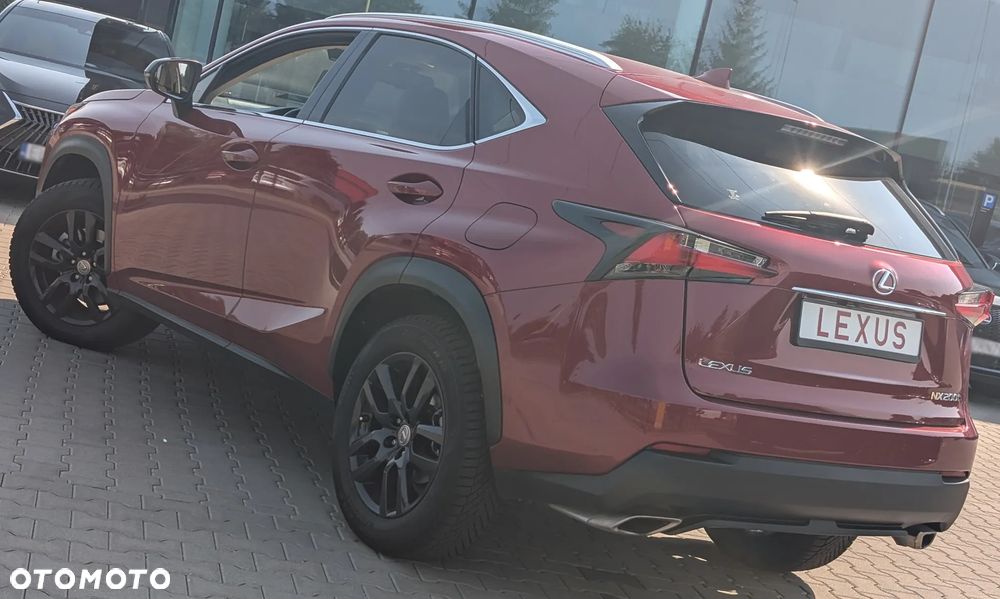 Lexus NX 200t AWD Luxury Line - 28