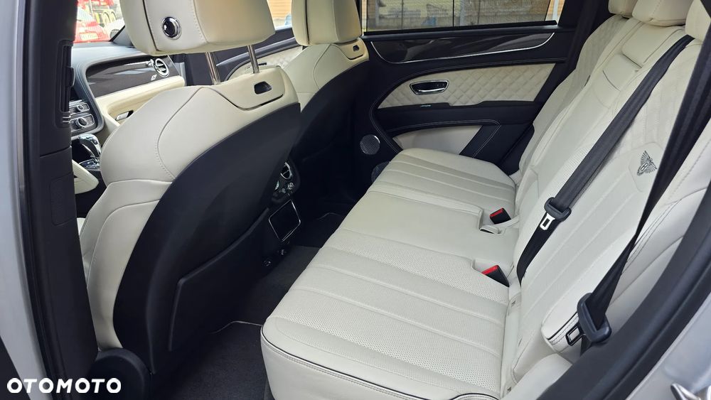 Bentley Bentayga S - 15