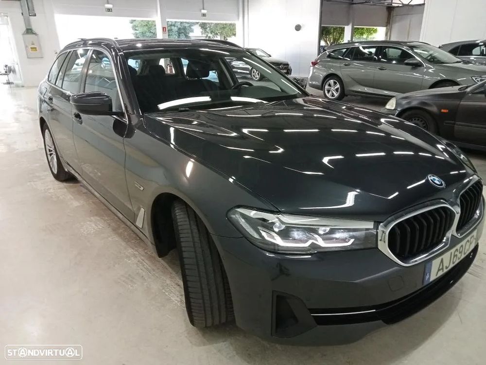 BMW 530 e - 4