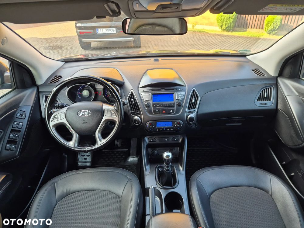 Hyundai ix35 1.7 CRDi 2WD Fifa World Cup Edition - 19
