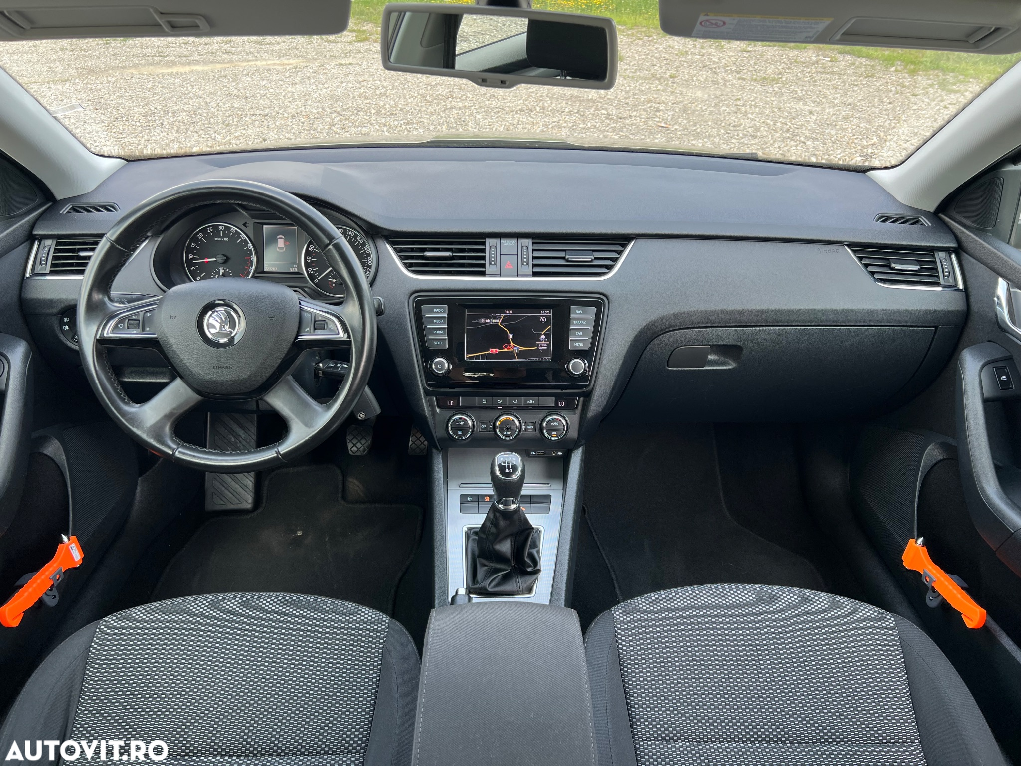 Skoda Octavia Combi 1.6 TDI GreenLine - 6