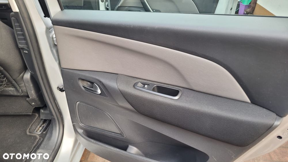 Citroën C4 Picasso e-HDi 115 Exclusive - 22