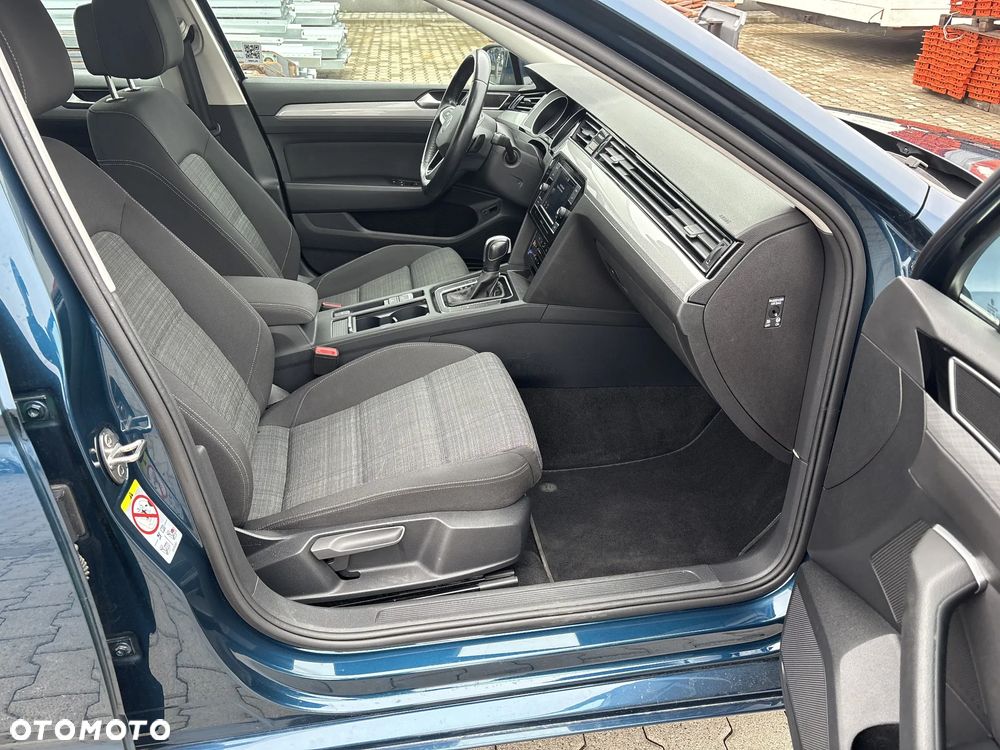 Volkswagen Passat Variant 2.0 TDI EVO Business DSG - 18