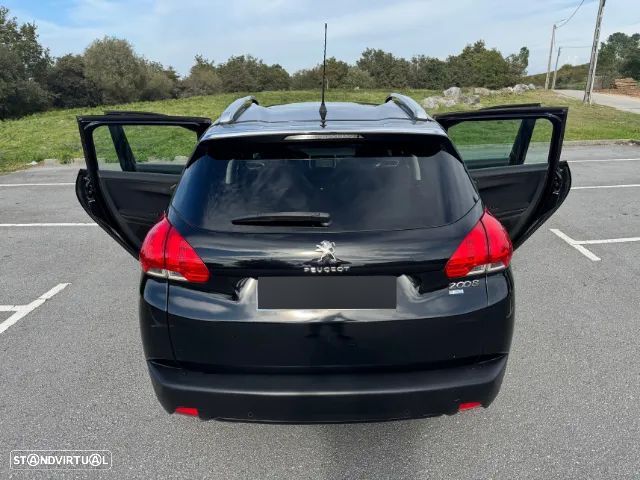 Peugeot 2008 1.6 e-HDi Allure - 3