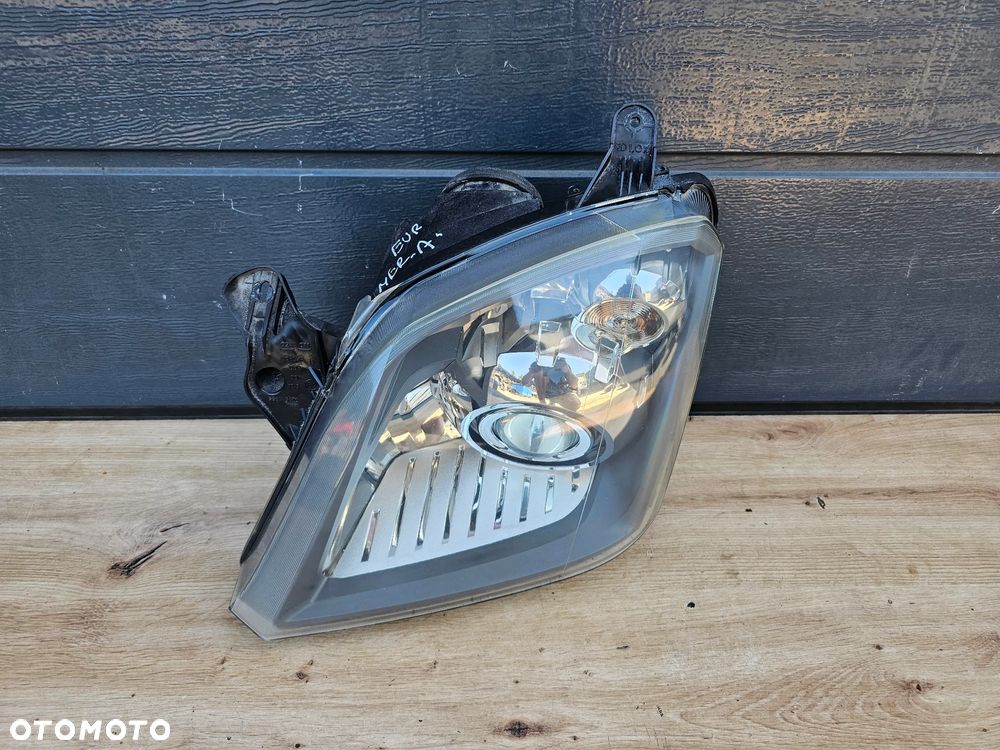 LAMPA LEWA PRZEDNIA LEWY PRZÓD OPEL MERIVA A SOCZEWKA SKRĘTNA EUROPA 13196026 EP SUPER STAN