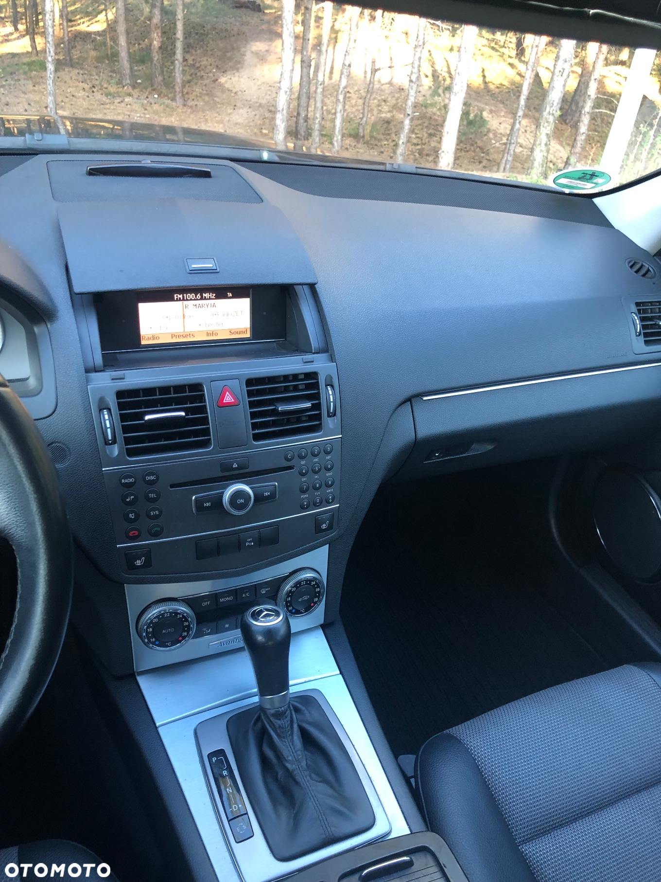 Mercedes-Benz Klasa C 220 T CDI DPF Automatik BlueEFFICIENCY Avantgarde - 12