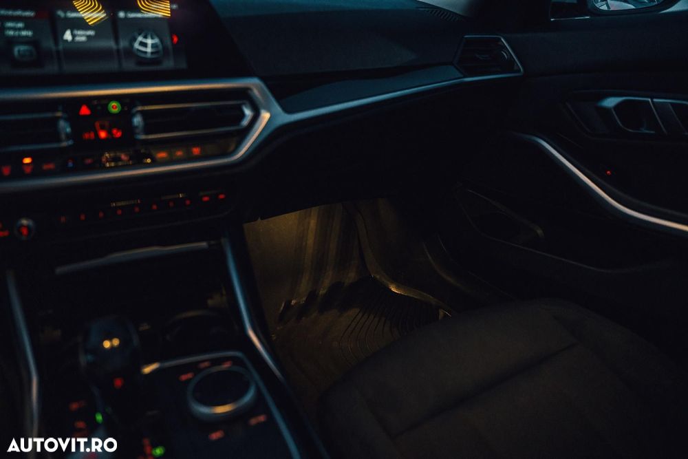 BMW Seria 3 320d xDrive Aut. - 18