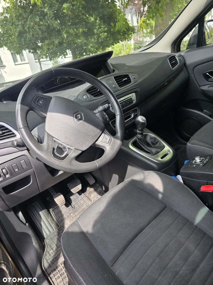Renault Scenic 1.6 16V Limited - 7