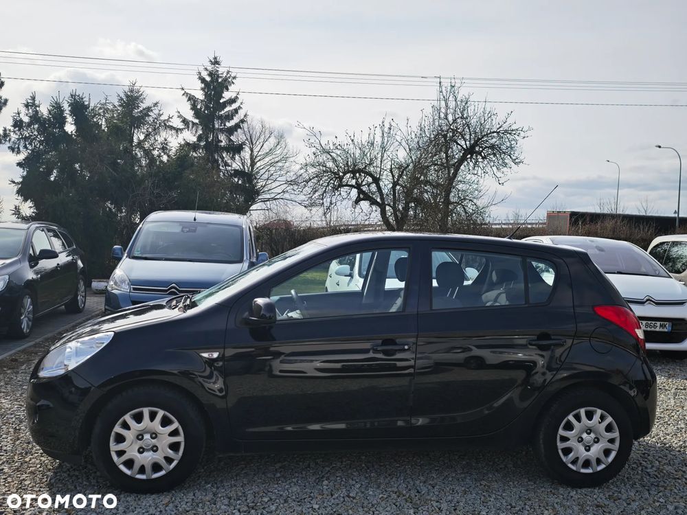 Hyundai i20 1.2 FIFA WM Edition - 7