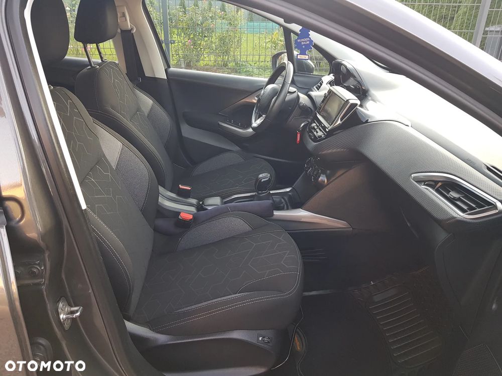 Peugeot 2008 - 15