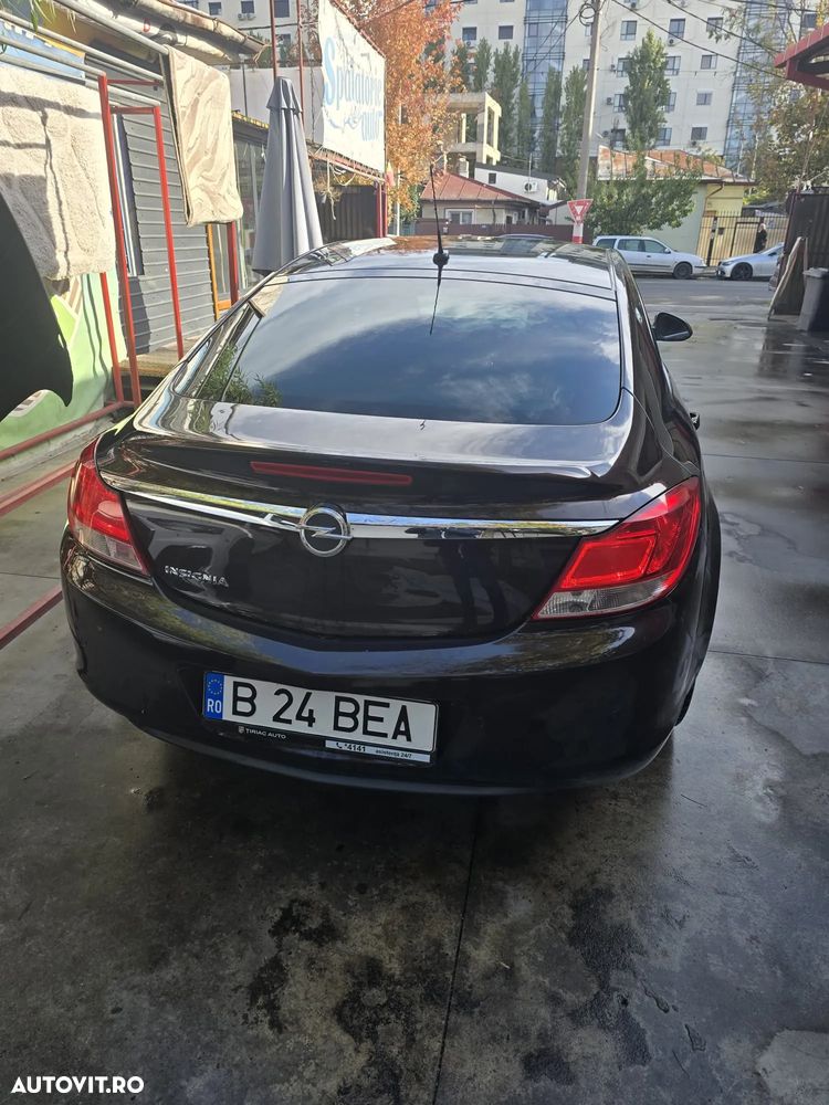 Opel Insignia - 2